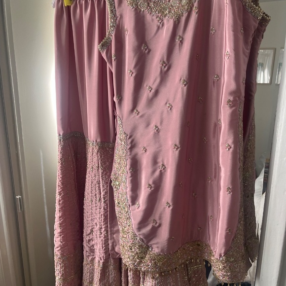 LASHKARAA brand Pink Embroidered Gharara Suit - Size Small - Picture 6 of 6